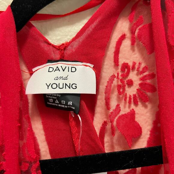 David and Young Red Floral Lace Fringe Kimono Burgundy Style ATO4050 OS NWT - Picture 5 of 7